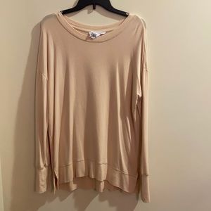 Size L Cream Colored Lightweight Sweatshirt